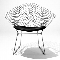 ＜ヤマギワ＞ Knoll （ ノル ）「 Diamond Chair （ ダイヤモンドチェア ）1952年」クロームワイヤー/ブラック【取寄品】[935421LCK/K24217] パーソナルチェア画像