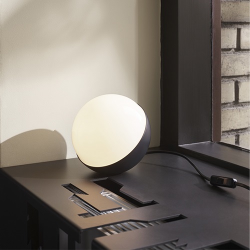 【予約注文/4～5か月待ち】Louis Poulsen（ルイスポールセン）テーブル・フロア照明  VL Studio（ステュディオ） Φ250mm  ブラック商品画像