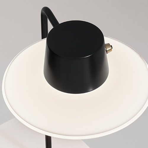Louis Poulsen（ルイスポールセン）テーブル照明  AJオックスフォード  ピン差込式 Φ10mm ガラスシェード商品画像
