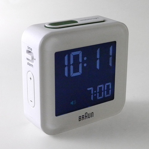 【廃番】BRAUN（ブラウン）置時計 Table Clock（テーブル・クロック）BNC008 ホワイト商品画像