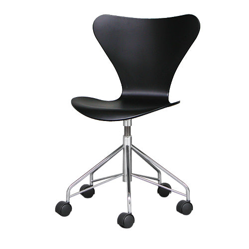 Fritz Hansen フリッツハンセン社　セブンチェア　キャスター FRITZ HANSEN SERIES 7 / フリッツ・ハンセン セブンチェア フル