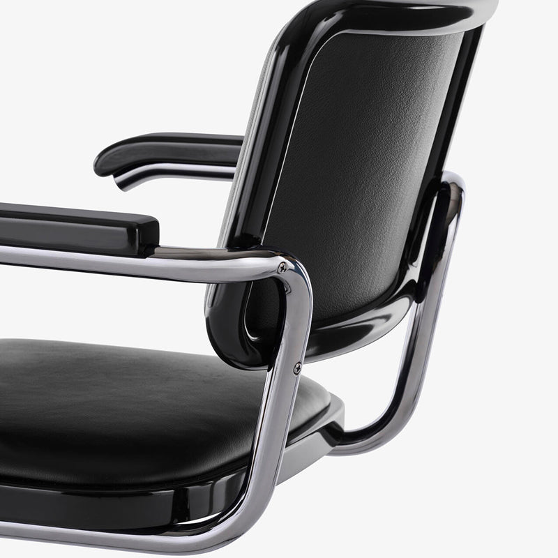 JS.THONET<EDITION SERIOUS> S 64 P SERIOUS 01 グラファイトブラック SH480mm