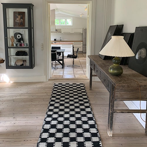 VIBEKE KLINT RUG VK-5 1.7×2.4m ブラック × ホワイト ブラック/ホワイト 約W1700mm