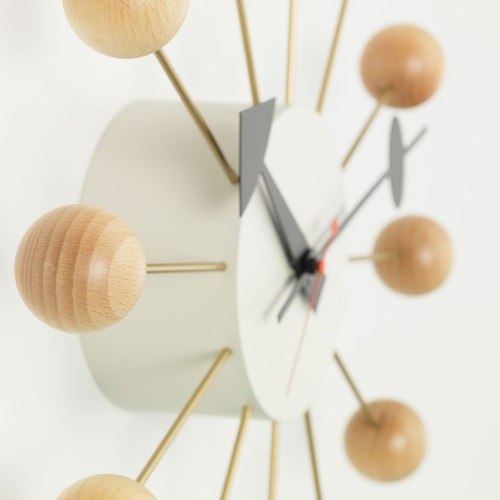 Vitra（ヴィトラ）掛時計 Ball Clock（ボール クロック）ブラック/ブラス商品画像