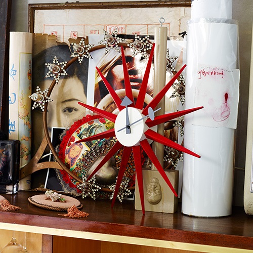 Vitra（ヴィトラ）掛時計 Sunburst Clock（サンバースト クロック）レッド商品画像