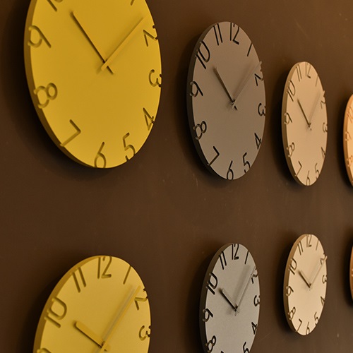 Lemnos（レムノス）掛時計 CARVED COLORED（カーヴド カラード）Φ240mm グレー商品画像