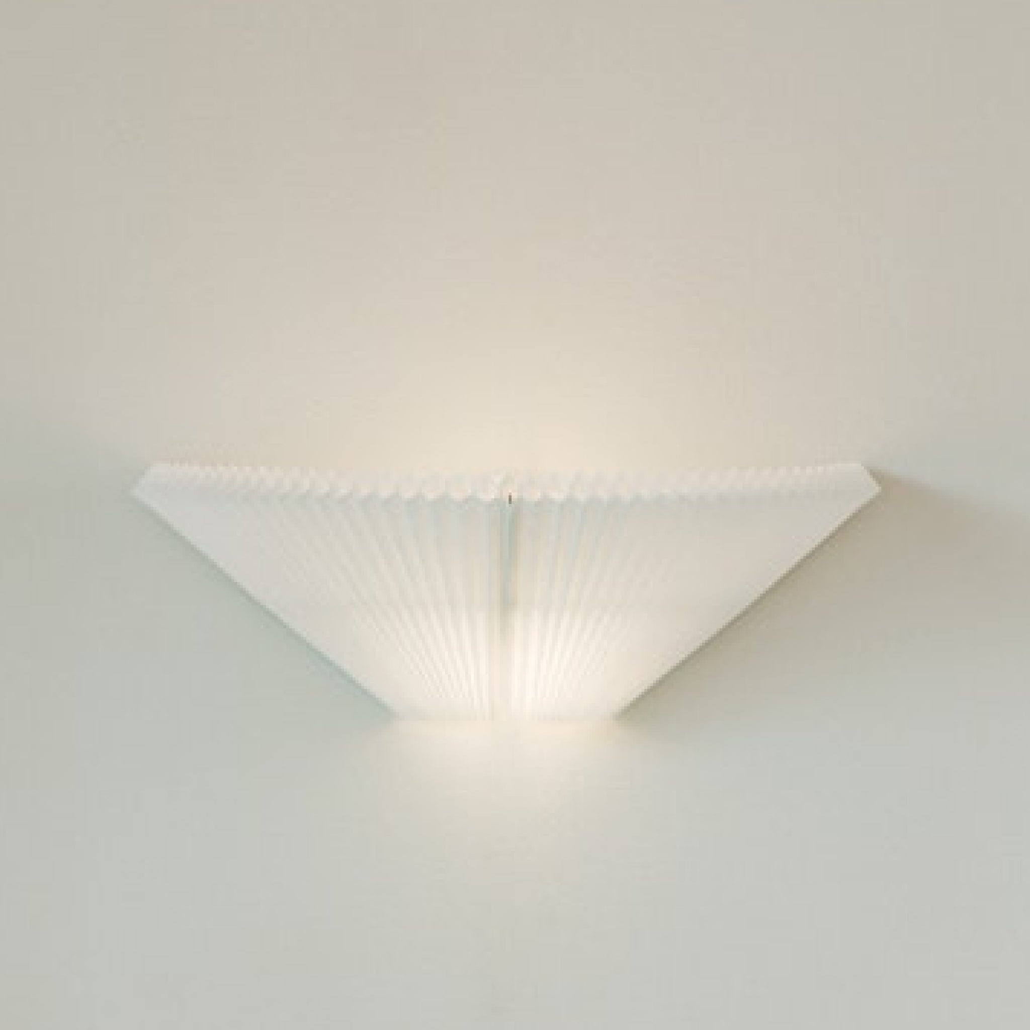NEBRA WALL LAMP - YAMAGIWA OnlineStore