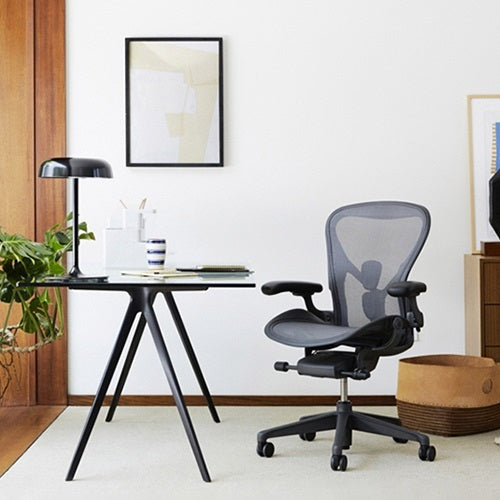 Aeron Chair サイズA グラファイト W655mm