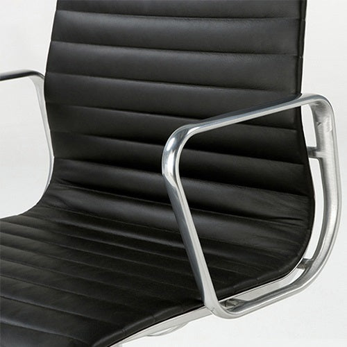 Eames Aluminum Management Chair ブラック W585mm