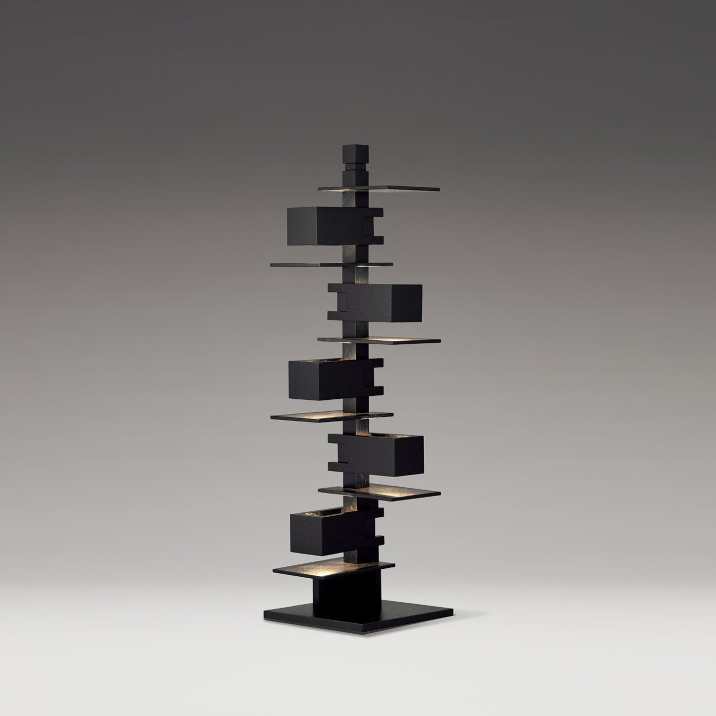 TALIESIN 3 H752mm