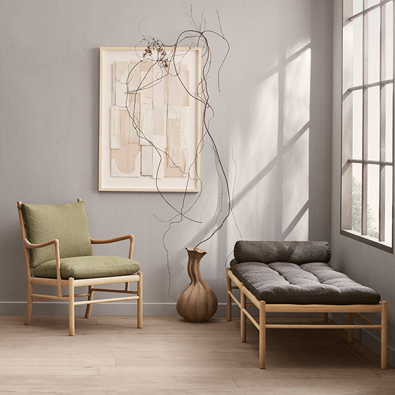 OW149 Colonial Chair ウォルナット材/オイル仕上げ/ブラックレザー Thor 301 SH460mm