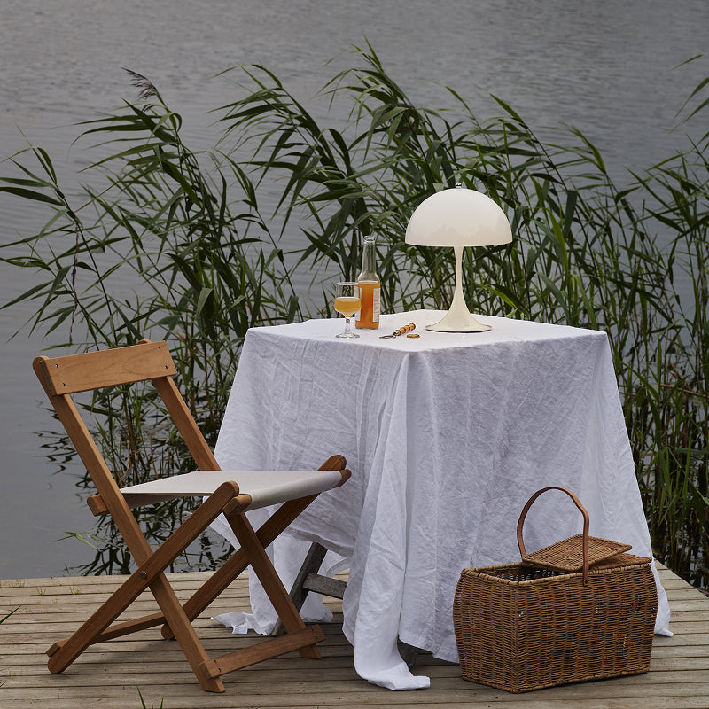 Louis Poulsen（ルイスポールセン）Panthella portable 250 オパール