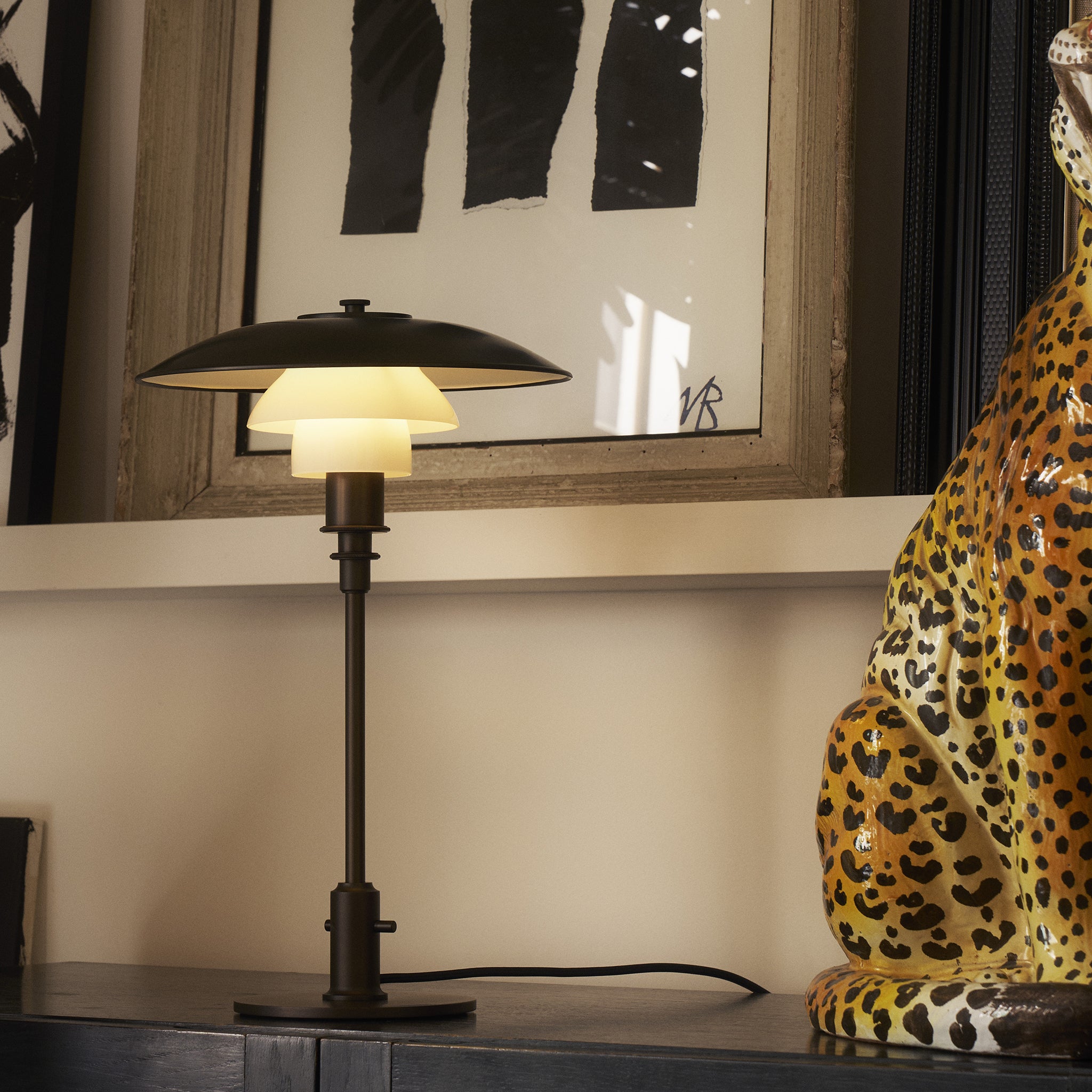 Louis Poulsen（ルイスポールセン）PH 3/2 Aged Brass Opal Table Lamp