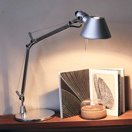 Tolomeo Micro Table LED アルミ W Max690mm – YAMAGIWA OnlineStore