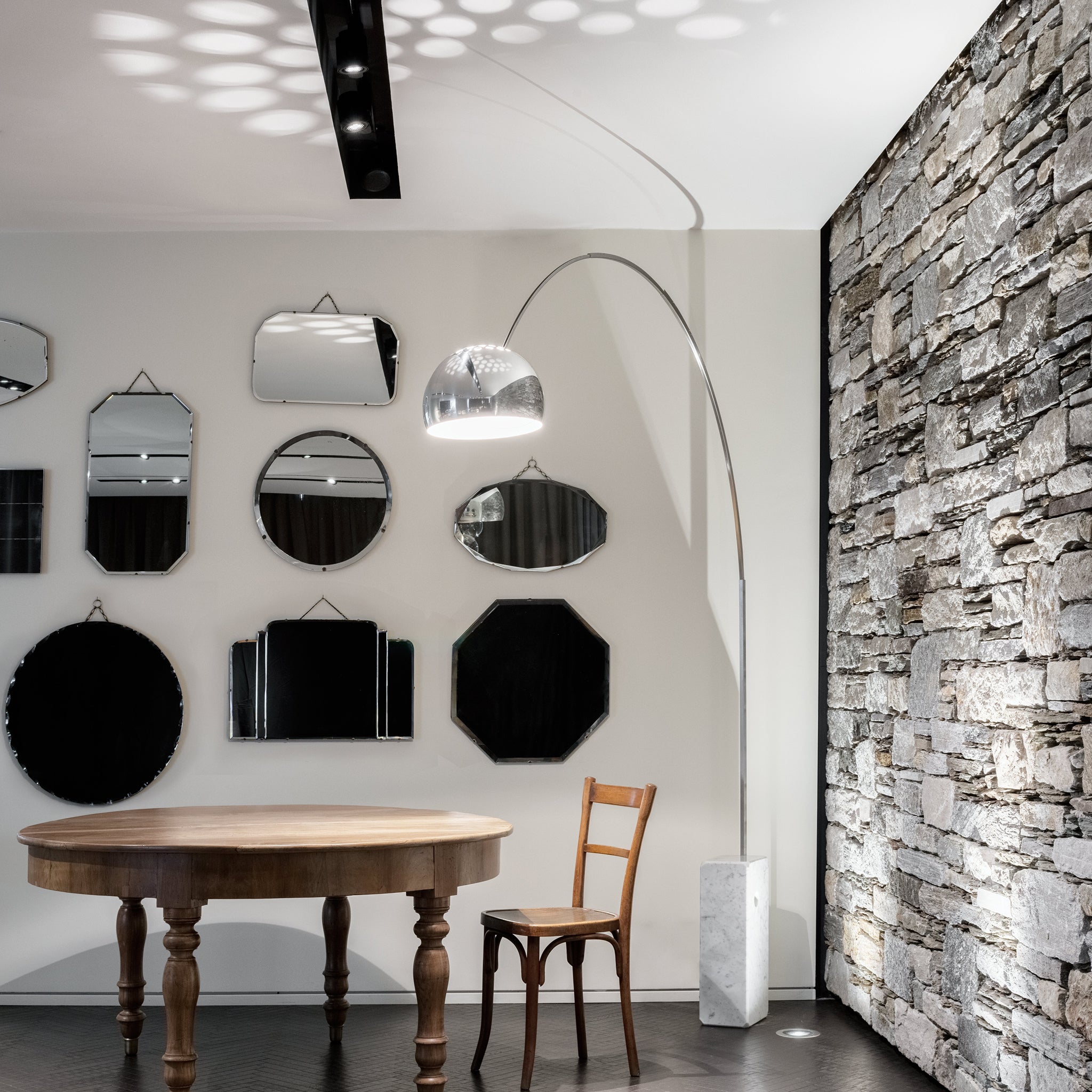 FLOS（フロス）Arco Led シルバー H2400mm - YAMAGIWA OnlineStore