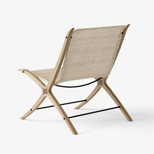 X Lounge Chair HM10 ラッカードオーク/ソリッドウォルナット/ナチュラルラタン W566mm