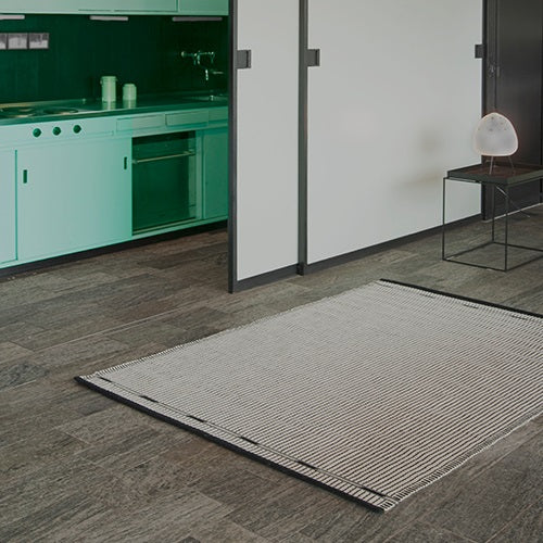 VIBEKE KLINT RUG VK-3 1.7×2.4m ホワイト × ブラック ホワイト