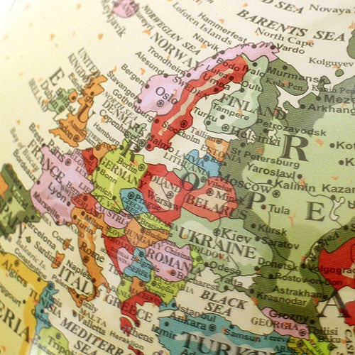 MOVA Globe アンティークベージュ Φ216mm - YAMAGIWA OnlineStore