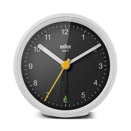 【廃番】BRAUN（ブラウン）置時計 Classic Analog Alarm Clock BC12WB 75mm ホワイト×ブラック