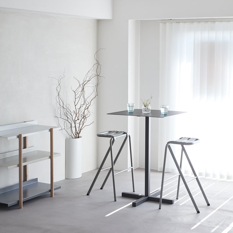 SOLID STEEL HIGH DINER TABLE SQUARE ダークグレー H850mm