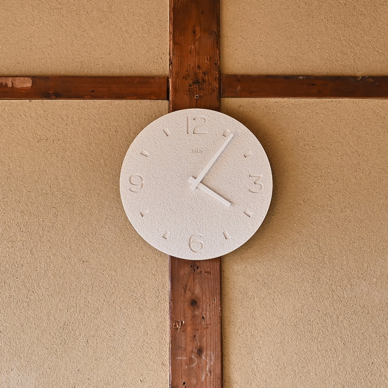 珪藻土の時計（掻き落とし） ホワイト Φ285mm
