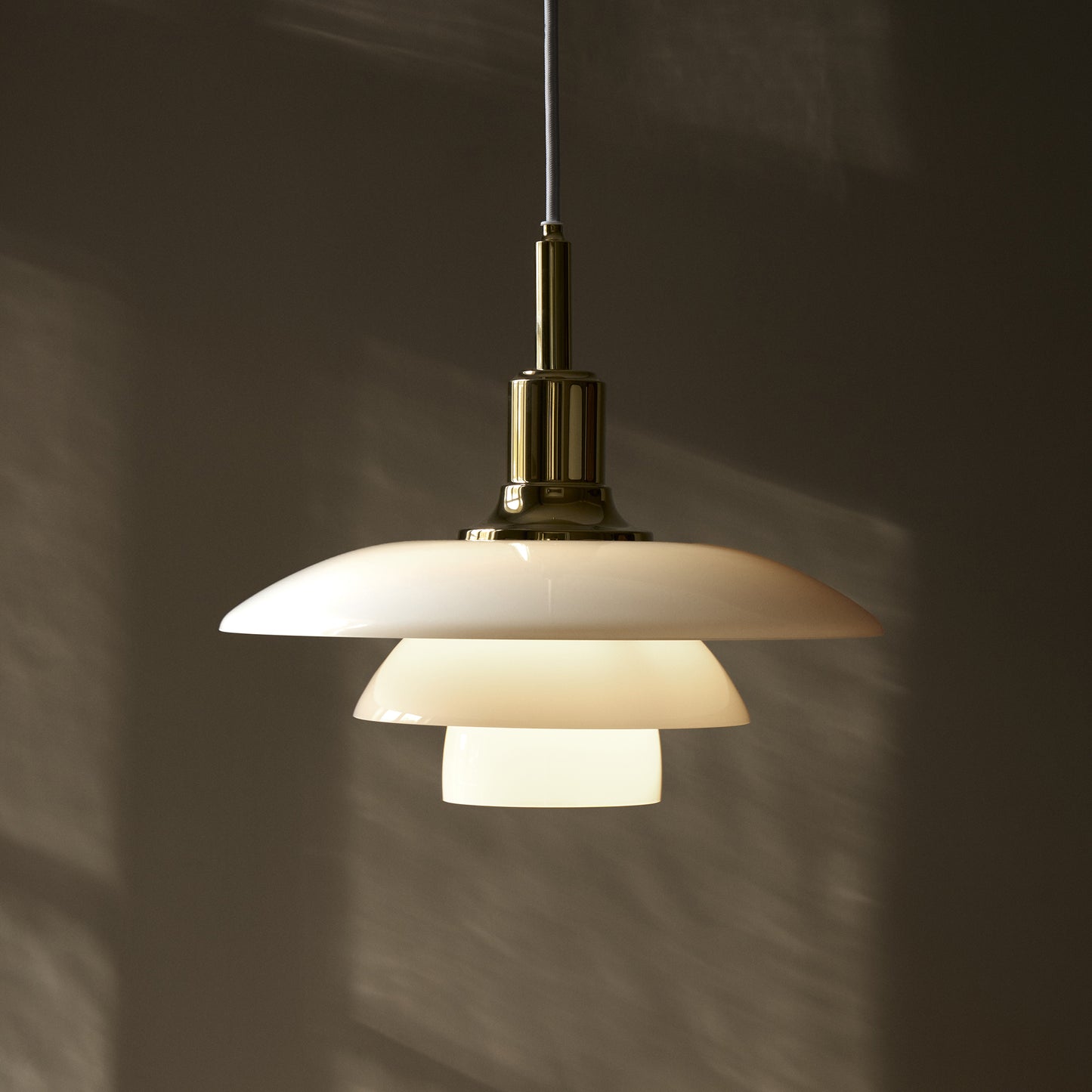 【納期未定】Louis Poulsen（ルイスポールセン）PH3/2 Pendant 真鍮メタライズド Φ284mm